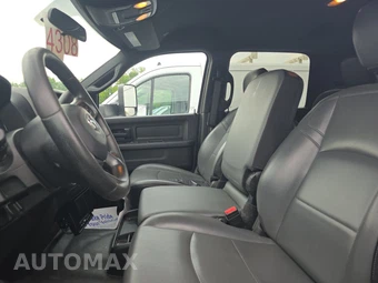 2022 Ram 3500 Cab Chassis Tradesman Crew Cab DRW - miniatura 7