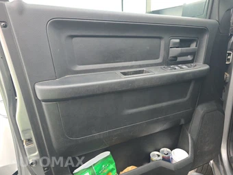 2022 Ram 3500 Cab Chassis Tradesman Crew Cab DRW - miniatura 9