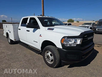 2022 Ram 3500 Cab Chassis Tradesman Crew Cab DRW – miniatura 4