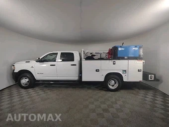 2022 Ram 3500 Cab Chassis Tradesman Crew Cab DRW - miniatura 4
