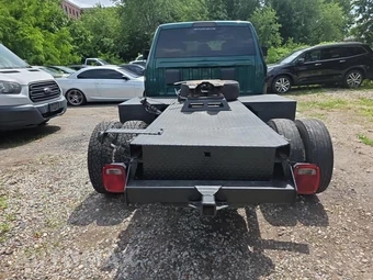 2022 Ram 3500 Cab Chassis Tradesman Crew Cab DRW - miniatura 5