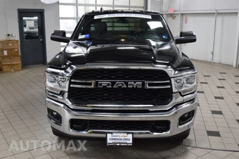 2022 Ram 3500 Cab Chassis Tradesman DRW - miniatura 2