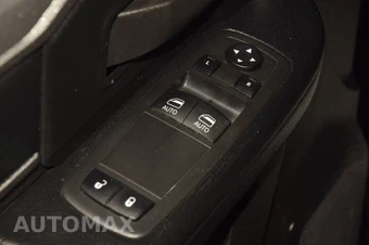 2022 Ram 3500 Cab Chassis Tradesman DRW - miniatura 35