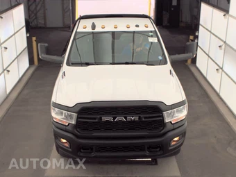 2022 Ram 3500 Cab Chassis Tradesman Regular Cab DRW - miniatura 2