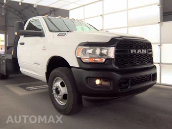 2022 Ram 3500 Cab Chassis Tradesman Regular Cab DRW - miniatura 3
