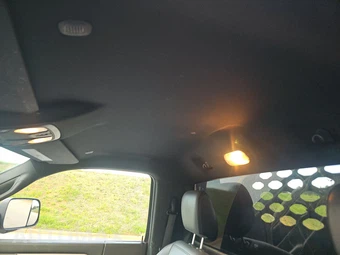 2022 Ram 3500 Cab Chassis Tradesman Regular Cab DRW - miniatura 20
