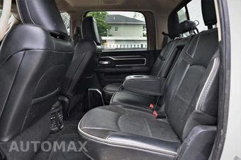 2022 Ram 3500 Laramie Crew Cab Long Bed - miniatura 16