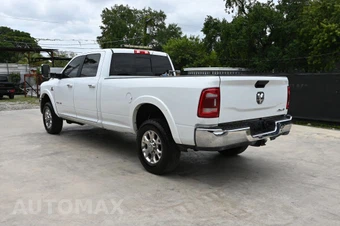 2022 Ram 3500 Laramie Crew Cab Long Bed - miniatura 5