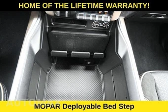 2022 Ram 3500 Laramie Crew Cab Long Bed DRW - miniatura 50