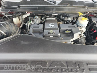 2022 Ram 3500 Laramie Crew Cab Long Bed DRW - miniatura 15