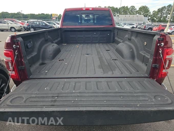 2022 Ram 3500 Laramie Crew Cab Long Bed DRW - miniatura 16