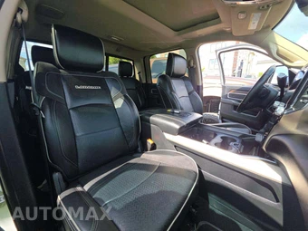 2022 Ram 3500 Laramie Crew Cab Long Bed DRW - miniatura 18