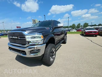 2022 Ram 3500 Laramie Crew Cab Medium Bed