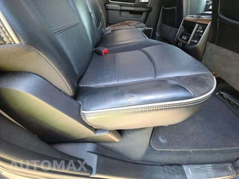 2022 Ram 3500 Laramie Crew Cab Medium Bed – miniatura 19