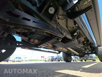 2022 Ram 3500 Laramie Crew Cab Medium Bed – miniatura 4