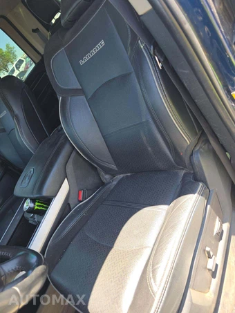 2022 Ram 3500 Laramie Crew Cab Medium Bed – miniatura 3
