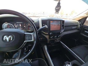 2022 Ram 3500 Laramie Crew Cab Medium Bed – miniatura 7
