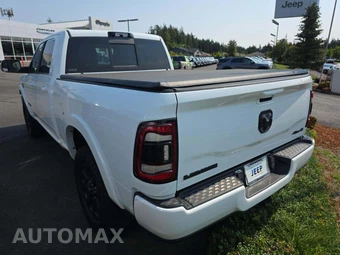 2022 Ram 3500 Laramie Crew Cab Medium Bed - miniatura 2