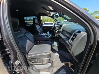 2022 Ram 3500 Laramie Extended Crew Cab Medium Bed - miniatura 16
