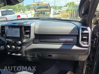 2022 Ram 3500 Laramie Extended Crew Cab Medium Bed - miniatura 17