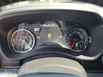 2022 Ram 3500 Laramie Extended Crew Cab Medium Bed - miniatura 7