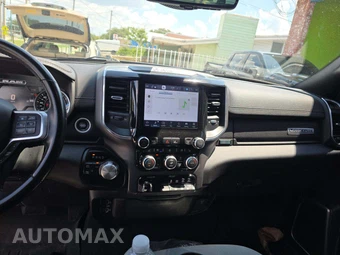 2022 Ram 3500 Laramie Extended Crew Cab Medium Bed - miniatura 8