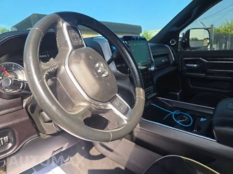 2022 Ram 3500 Laramie Extended Crew Cab Medium Bed - miniatura 11