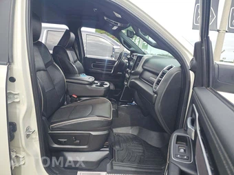 2022 Ram 3500 Laramie Extended Crew Cab Medium Bed DRW – miniatura 18