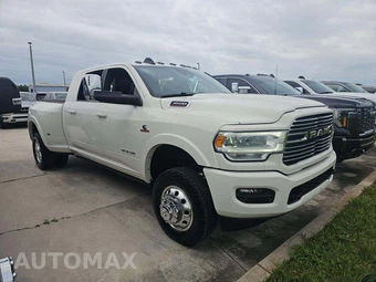 2022 Ram 3500 Laramie Extended Crew Cab Medium Bed DRW – miniatura 4