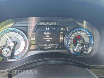 2022 Ram 3500 Limited Crew Cab Long Bed – miniatura 10