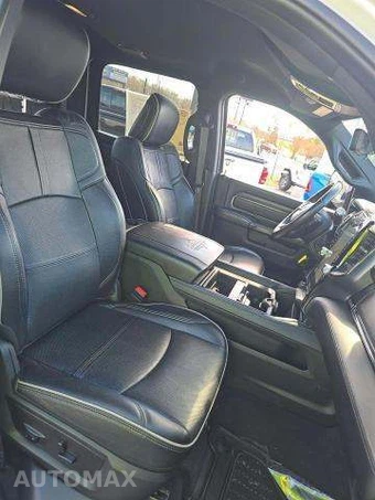 2022 Ram 3500 Limited Crew Cab Long Bed – miniatura 19