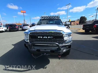 2022 Ram 3500 Limited Crew Cab Long Bed – miniatura 2