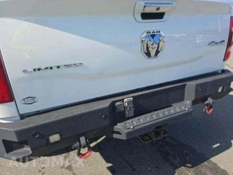 2022 Ram 3500 Limited Crew Cab Long Bed – miniatura 22