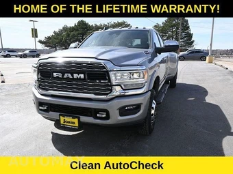 2022 Ram 3500 Limited Crew Cab Long Bed DRW - miniatura 3