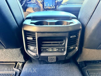 2022 Ram 3500 Limited Crew Cab Long Bed DRW - miniatura 30