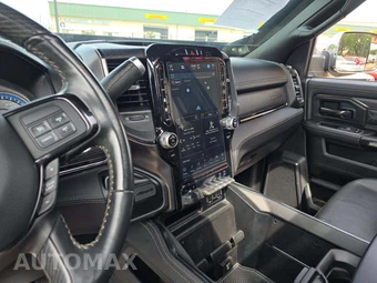 2022 Ram 3500 Limited Crew Cab Long Bed DRW – miniatura 10