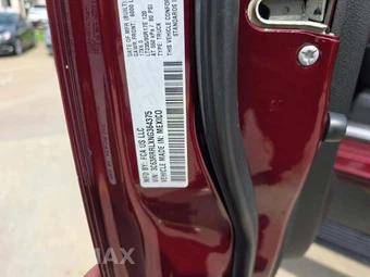 2022 Ram 3500 Limited Crew Cab Long Bed DRW – miniatura 5