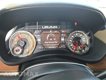 2022 Ram 3500 Limited Longhorn Extended Crew Cab Medium Bed - miniatura 12