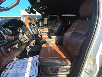 2022 Ram 3500 Limited Longhorn Extended Crew Cab Medium Bed - miniatura 7