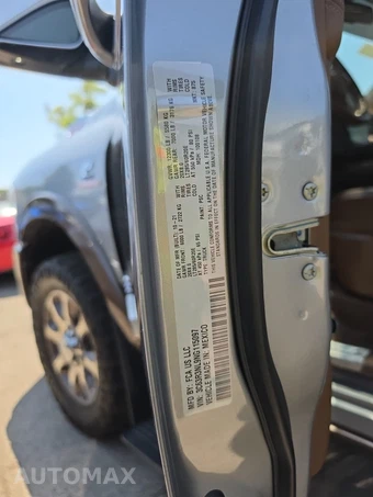 2022 Ram 3500 Limited Longhorn Extended Crew Cab Medium Bed - miniatura 21