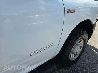2022 Ram 3500 Tradesman Crew Cab Long Bed - miniatura 27