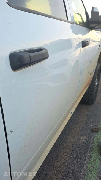 2022 Ram 3500 Tradesman Crew Cab Long Bed - miniatura 24