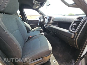 2022 Ram 3500 Tradesman Crew Cab Long Bed - miniatura 8
