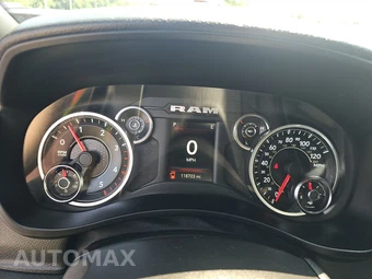 2022 Ram 3500 Tradesman Crew Cab Long Bed - miniatura 12