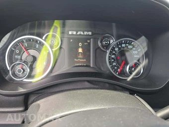 2022 Ram 3500 Tradesman Crew Cab Long Bed - miniatura 9
