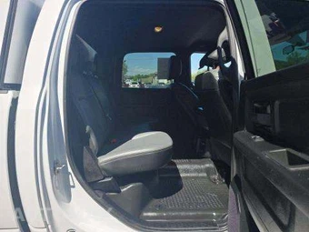 2022 Ram 3500 Tradesman Crew Cab Long Bed - miniatura 16