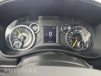 2022 Ram 3500 Tradesman Crew Cab Medium Bed – miniatura 8