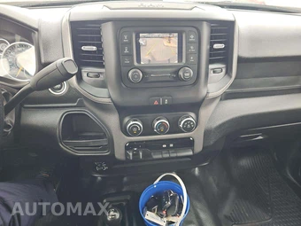 2022 Ram 3500 Tradesman Crew Cab Medium Bed – miniatura 9