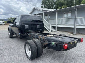 2022 Ram 4500 Cab Chassis Tradesman Crew Cab DRW - miniatura 4