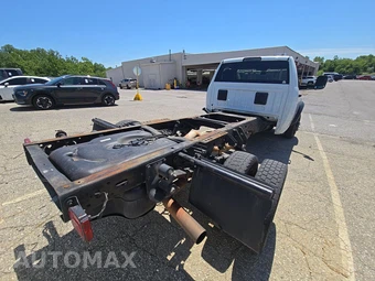 2022 Ram 4500 Cab Chassis Tradesman Regular Cab DRW - miniatura 4